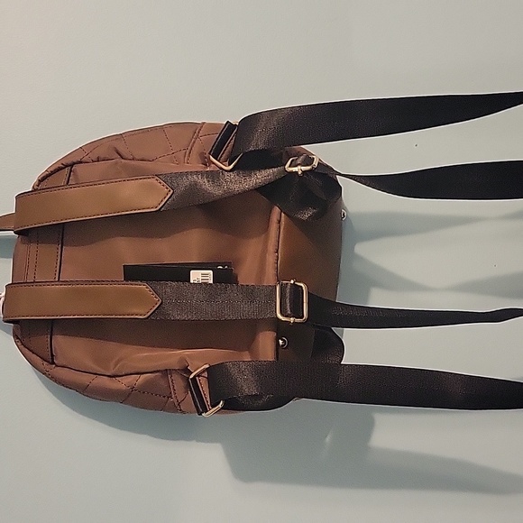 Vegan Mini Backpack - Picture 2 of 7